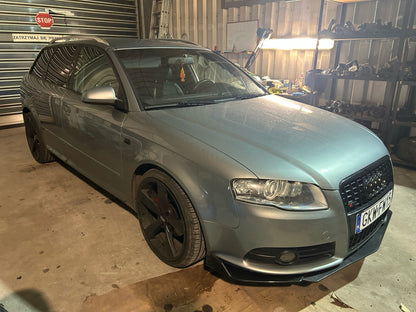 Dokładka przedniego zderzaka podstawowa AUDI